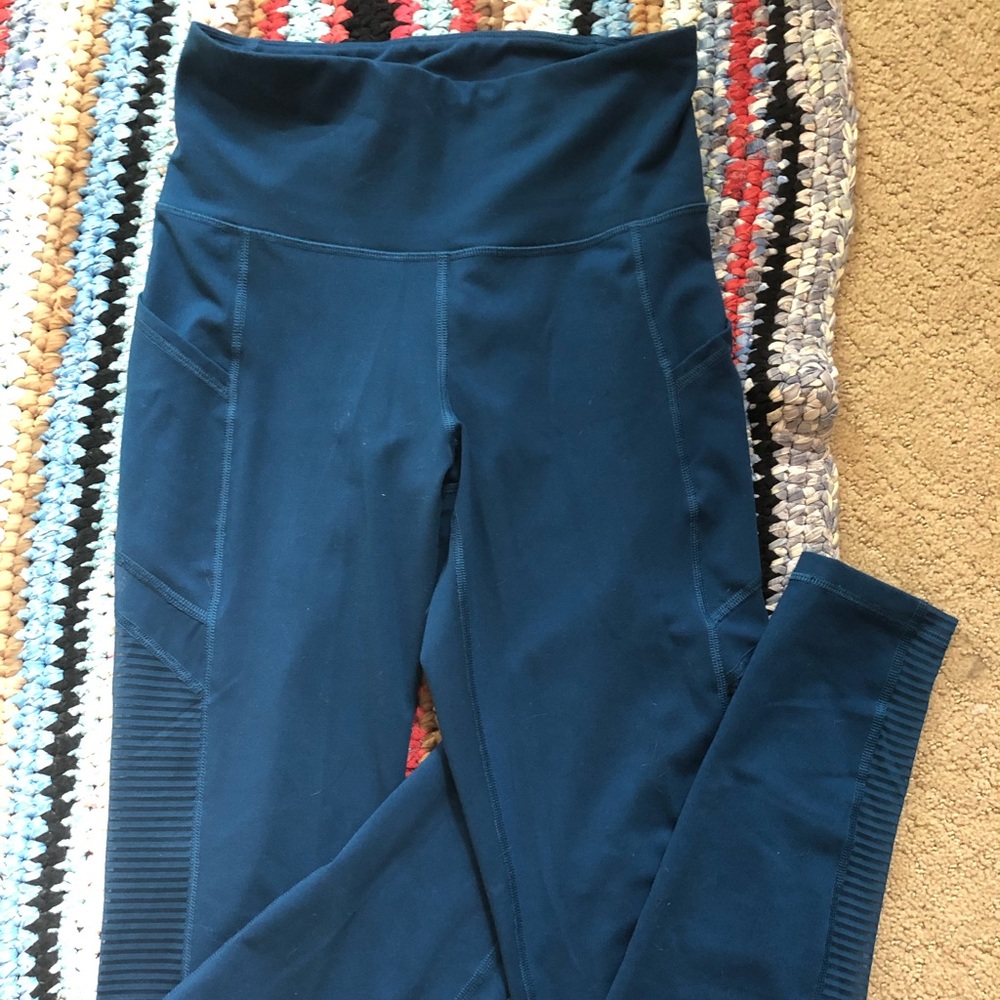 Old Navy Activewear High-rise Compression Leggings